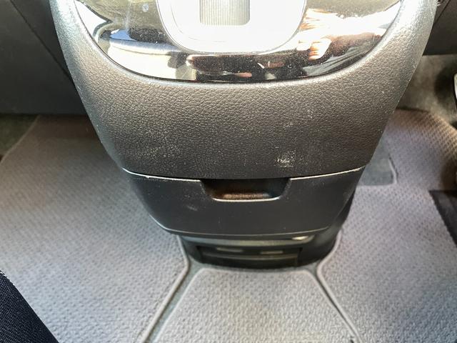 セレナ ハイウェイスター　Ｓ－ハイブリッド　クルーズコントロール／メモリーナビ／ＣＤ／ＤＶＤ／バックカメラ／盗難防止装置／スマートキー／レーンキープアシスト／フロントフォグランプ／（59枚目）