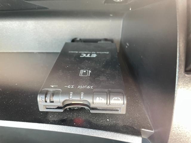 セレナ ハイウェイスター　Ｓ－ハイブリッド　クルーズコントロール／メモリーナビ／ＣＤ／ＤＶＤ／バックカメラ／盗難防止装置／スマートキー／レーンキープアシスト／フロントフォグランプ／（63枚目）