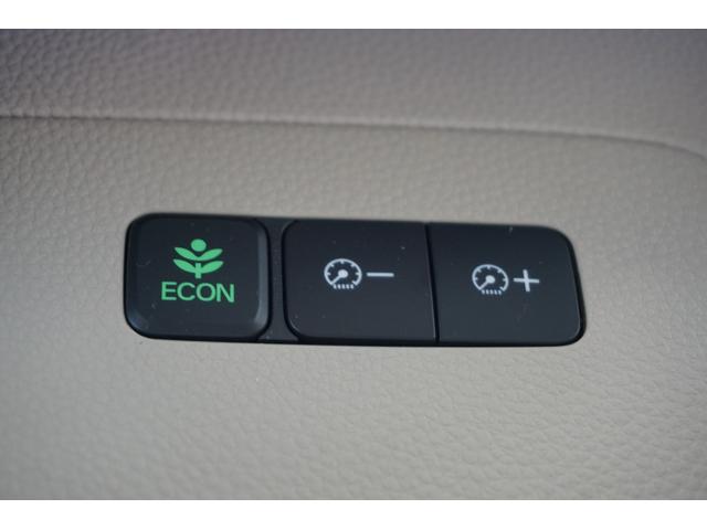 Ｎ－ＢＯＸ Ｇ・Ｌホンダセンシング　ホンダセンシング／衝突軽減ブレーキ／クルーズコントロール／ＬＥＤヘッドライト／助手席側パワースライドドア／ＶＳＡ／純正ナビ／バックカメラ／ＴＶ／ＣＤ／ＤＶＤ／ＵＳＢ／ＢｌｕｅｔｏｏｔｈＡｕｄｉｏ（17枚目）