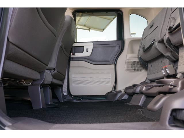 Ｎ－ＢＯＸ Ｇ・Ｌホンダセンシング　ホンダセンシング／衝突軽減ブレーキ／クルーズコントロール／ＬＥＤヘッドライト／助手席側パワースライドドア／ＶＳＡ／純正ナビ／バックカメラ／ＴＶ／ＣＤ／ＤＶＤ／ＵＳＢ／ＢｌｕｅｔｏｏｔｈＡｕｄｉｏ（47枚目）