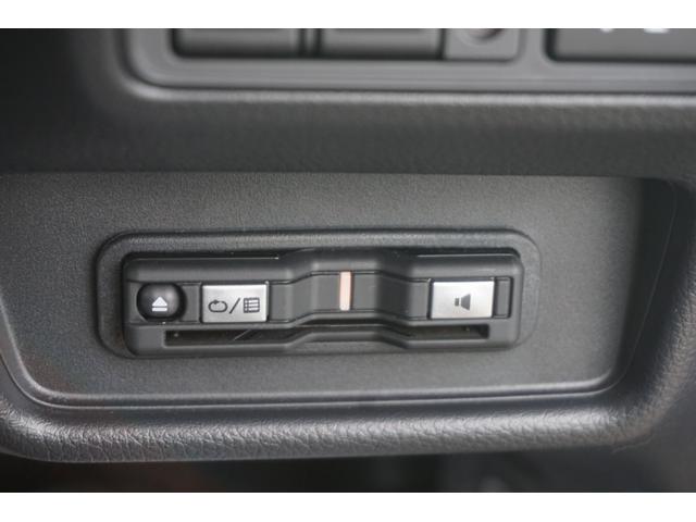 オデッセイハイブリッド e:HEVアブソルート・EXブラックエディション ホンダセンシング/衝突軽減ブレーキ/オートテールゲート/前後ドラレコ/ETC2.0/前後パーキングセンサー/シートヒーター/ワイヤレス充電器/パワーシート/オットマン/マルチビューカメラ/ナビ/USB(6枚目)