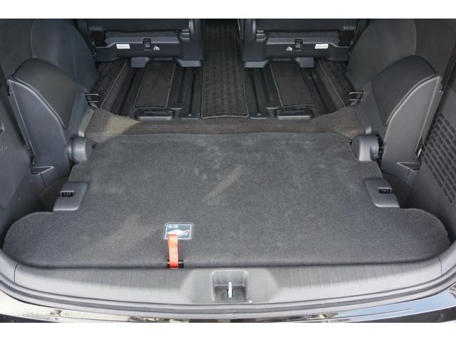 オデッセイハイブリッド e:HEVアブソルート・EXブラックエディション ホンダセンシング/衝突軽減ブレーキ/オートテールゲート/前後ドラレコ/ETC2.0/前後パーキングセンサー/シートヒーター/ワイヤレス充電器/パワーシート/オットマン/マルチビューカメラ/ナビ/USB(77枚目)