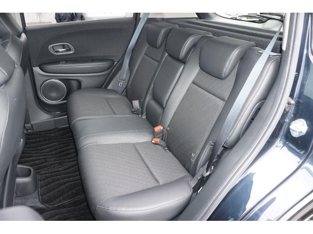 ヴェゼル ハイブリッドＺ・ホンダセンシング　ホンダセンシング／衝突軽減ブレーキ／サイドカーテンエアバッグ／クルーズコントロール／フロントドラレコ／ＬＥＤヘッドライト／純正アルミホイール／ＶＳＡ／シートヒーター／ナビ／バックカメラ／ＢＴＡ／ＥＴＣ（11枚目）