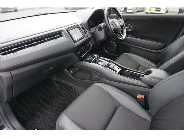 ヴェゼル ハイブリッドＺ・ホンダセンシング　ホンダセンシング／衝突軽減ブレーキ／サイドカーテンエアバッグ／クルーズコントロール／フロントドラレコ／ＬＥＤヘッドライト／純正アルミホイール／ＶＳＡ／シートヒーター／ナビ／バックカメラ／ＢＴＡ／ＥＴＣ（45枚目）