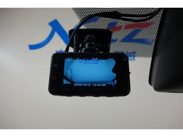 ノア Ｓｉ　ダブルバイビーＩＩ　横滑防止装置　ＰＣＳ　スマートキ－　整備記録簿　Ｗエアコン　Ｂモニター　ＤＶＤ再生可　ドライブレコ　フルセグテレビ　ＥＴＣ付き　アイドリングＳ　オートエアコン　ＰＳ　クルーズＣ　ナビ＆ＴＶ　ＰＷ（18枚目）