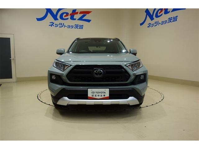 ＲＡＶ４ アドベンチャー　リヤカメラ　記録簿付　アルミ　クルーズＣ　カーナビ　ＬＥＤライト　１オーナー　イモビ　ＥＳＣ　スマキー　ＰＳ　ＥＴＣ付き　ドラレコ付き　エアコン　４ＷＤ車　電動パワーシート　パワーウインドウ　ＡＢＳ（4枚目）