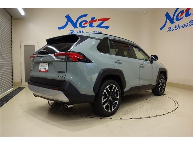 ＲＡＶ４ アドベンチャー　リヤカメラ　記録簿付　アルミ　クルーズＣ　カーナビ　ＬＥＤライト　１オーナー　イモビ　ＥＳＣ　スマキー　ＰＳ　ＥＴＣ付き　ドラレコ付き　エアコン　４ＷＤ車　電動パワーシート　パワーウインドウ　ＡＢＳ（7枚目）