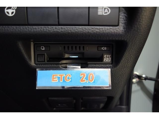 ＲＡＶ４ アドベンチャー　リヤカメラ　記録簿付　アルミ　クルーズＣ　カーナビ　ＬＥＤライト　１オーナー　イモビ　ＥＳＣ　スマキー　ＰＳ　ＥＴＣ付き　ドラレコ付き　エアコン　４ＷＤ車　電動パワーシート　パワーウインドウ　ＡＢＳ（15枚目）