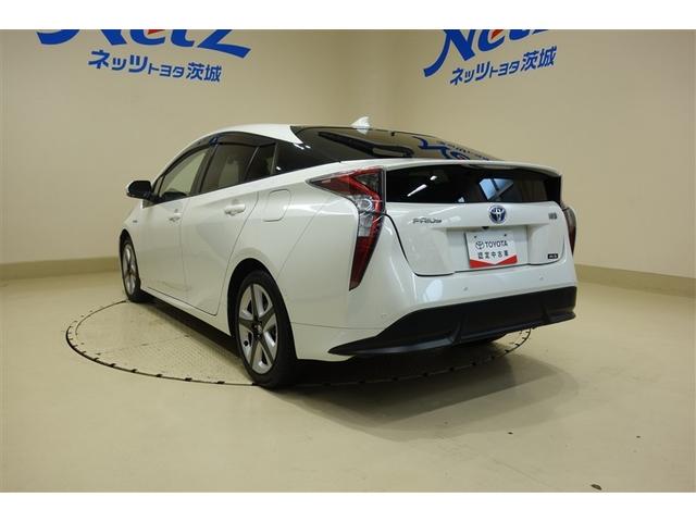 プリウス Aツーリングセレクション ドラレコ付き スマキー イモビライザー バックモニター 1オーナ クルコン 記録簿有 LEDヘッドライト DVD視聴可 ETC ナビTV メモリーナビゲーション 横滑り防止機能 キーフリ アルミ(9枚目)