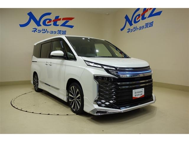 ヴォクシー ハイブリッドＳ－Ｚ　パワーウィンドウ　ＤＶＤ再生機能　インテリキー　横滑防止装置　地デジＴＶ　アクティブクルーズコントロール　１オナ　フルオートエアコン　リアカメラ　エアバッグ　ＡＢＳ　１００Ｖ充電　ナビＴＶ　ＷＡＣ（4枚目）