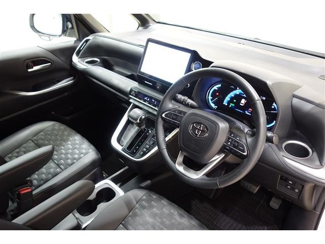 ヴォクシー ハイブリッドS-Z パワーウィンドウ DVD再生機能 インテリキー 横滑防止装置 地デジTV アクティブクルーズコントロール 1オナ フルオートエアコン リアカメラ エアバッグ ABS 100V充電 ナビTV WAC(24枚目)