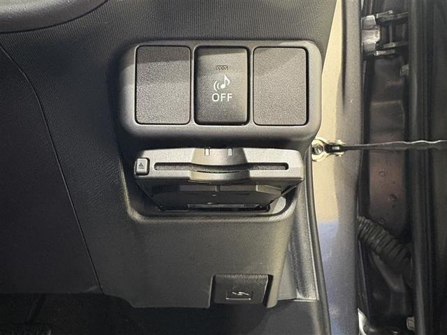 アクア Ｇ　純正ナビ　フルセグＴＶ　ブルートゥース　ＤＶＤ再生　リヤカメラ　ＥＴＣ　スマートキー＆プッシュスタート　オートエアコン　パワーステアリング　パワーウィンドウ　デュアルエアバッグ　ＡＢＳ　アルミホイール（15枚目）