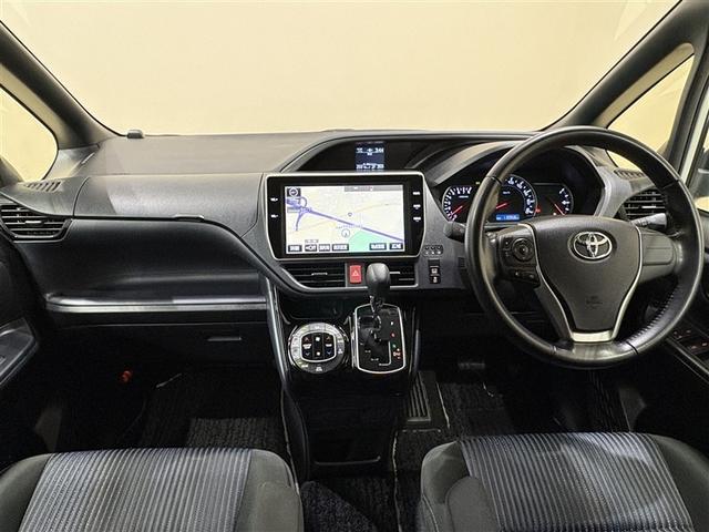 ヴォクシー ZS 煌II スマートキー・プッシュスタート バックガイドモニター セキュリティアラーム 両側パワスラドア ETC車載器 地デジテレビ VSC LEDライト 助手席エアバック キーレスエントリー AC パワステ(12枚目)