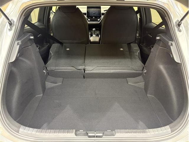 カローラスポーツ ハイブリッドＧ　Ｚ　ディスプレイオーディオナビ　フルセグＴＶ　ブルートゥース　リヤカメラ　ＥＴＣ　スマートキ－　オートエアコン　シートヒータ　クルーズコントロール　ＬＥＤライト　ブラインドスポットモニタ　セーフティセンス（32枚目）