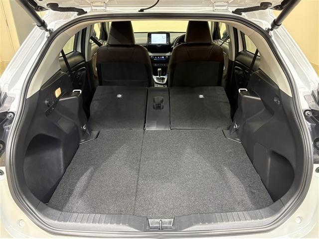 ヤリスクロス ハイブリッドＺ　スマートキ　ワンオ－ナ－　衝突軽減ブレーキ　Ｉストップ　リヤカメラ　点検記録簿　ＬＥＤヘッドライ　ＥＳＣ　クルーズＣ　パワーステアリング　ＴＶ　アルミホイール　ＥＴＣ車載器　運転席パワーシート　イモビ（32枚目）