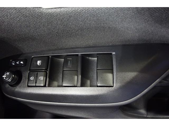 ヤリス Ｘ　ディスプレイオーディオ　ブルートゥース　スマートキー　マニュアルエアコン　パワーステアリング　パワーウインドウ　デュアル＆カーテンエアバッグ　パーキングサポートブレーキ　セーフティセンス（18枚目）