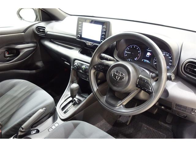 ヤリス Ｘ　ディスプレイオーディオ　ブルートゥース　スマートキー　マニュアルエアコン　パワーステアリング　パワーウインドウ　デュアル＆カーテンエアバッグ　パーキングサポートブレーキ　セーフティセンス（19枚目）