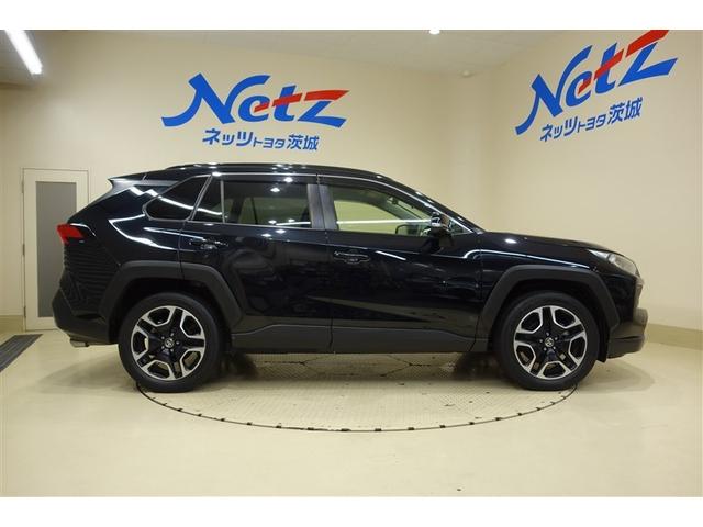 ＲＡＶ４ アドベンチャー　９型純正ナビ　フルセグＴＶ　ブルートゥース　ＤＶＤ再生　リヤカメラ　ＥＴＣ　ドライブレコーダー　スマートキー　オートエアコン　シートＡ／Ｃ　クルーズコントロール　ＬＥＤライト　セーフティセンス　アルミ（6枚目）