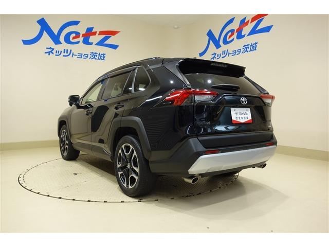 ＲＡＶ４ アドベンチャー　９型純正ナビ　フルセグＴＶ　ブルートゥース　ＤＶＤ再生　リヤカメラ　ＥＴＣ　ドライブレコーダー　スマートキー　オートエアコン　シートＡ／Ｃ　クルーズコントロール　ＬＥＤライト　セーフティセンス　アルミ（9枚目）