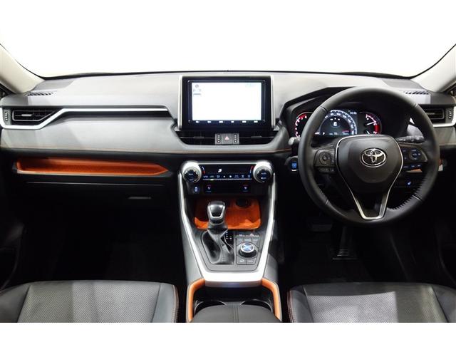 ＲＡＶ４ アドベンチャー　９型純正ナビ　フルセグＴＶ　ブルートゥース　ＤＶＤ再生　リヤカメラ　ＥＴＣ　ドライブレコーダー　スマートキー　オートエアコン　シートＡ／Ｃ　クルーズコントロール　ＬＥＤライト　セーフティセンス　アルミ（11枚目）