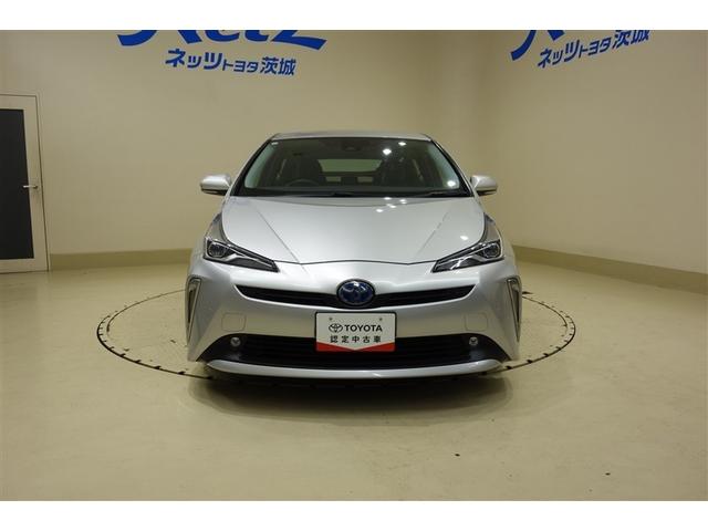 プリウス Ｓツーリングセレクション　エアバック　地デジ　１オーナー車　Ｂモニ　アイスト　ＡＣ１００Ｖ　定期点検記録簿　ＬＥＤヘッド　イモビ　オートクルーズ　横滑り防止　サイドエアバック　ＤＶＤ再生可　ＥＴＣ　スマートキー　メモリ－ナビ（4枚目）