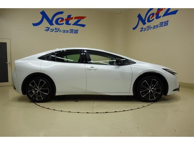 プリウス Ｚ　リアカメラ　プリクラッシュ　ＰＷシート　１オーナ　メモリナビ　ＡＣ１００Ｖ電源　ＬＥＤランプ　ナビ・ＴＶ　オートクルーズ　アルミホイール　ドライブレコーダ　ＡＣ　運転席エアバッグ　横滑り防止装置（6枚目）