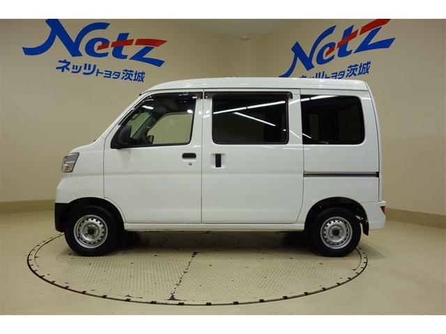 ハイゼットカーゴ ＤＸ　ＳＡＩＩＩ　ヘッドライトＬＥＤ　横滑防止装置　ＥＴＣ付き　オートエアコン　キ－レス　デュアルエアバッグ　エコアイドル　前席パワーウィンドウ　運転席エアバッグ　パワーステアリング　ＡＢＳ　前後誤発進抑制装置（10枚目）