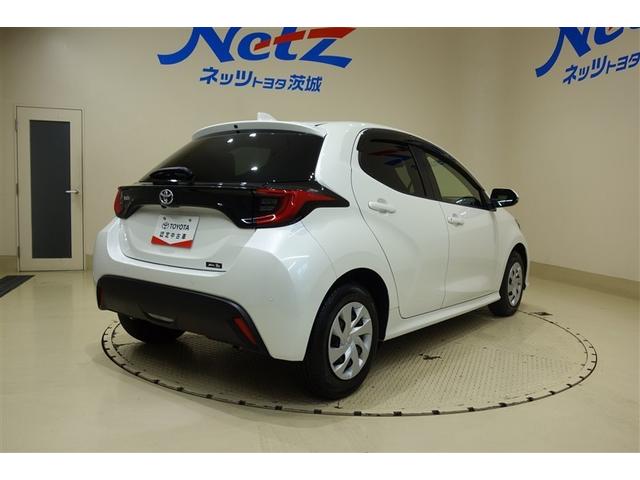 ヤリス Ｇ　ディスプレイオーディオ　ブルートゥース　リヤカメラ　スマートキー＆プッシュスタート　オートエアコン　パワーステアリング　パワーウインドウ　ＬＥＤライト　パーキングサポートブレーキ　セーフティセンス（7枚目）