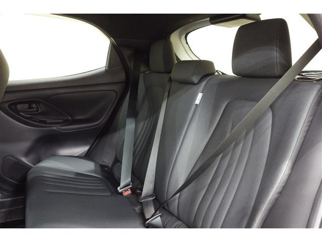 ヤリス Ｇ　ディスプレイオーディオ　ブルートゥース　リヤカメラ　スマートキー＆プッシュスタート　オートエアコン　パワーステアリング　パワーウインドウ　ＬＥＤライト　パーキングサポートブレーキ　セーフティセンス（21枚目）