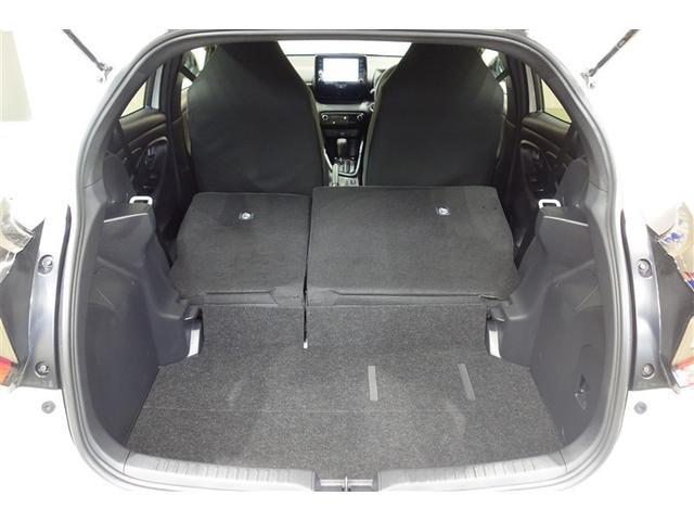 ヤリス Ｇ　ディスプレイオーディオ　ブルートゥース　リヤカメラ　スマートキー＆プッシュスタート　オートエアコン　パワーステアリング　パワーウインドウ　ＬＥＤライト　パーキングサポートブレーキ　セーフティセンス（24枚目）