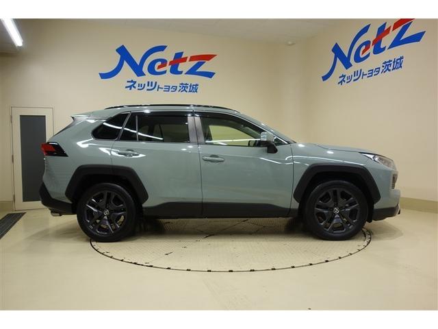 ＲＡＶ４ アドベンチャー　ディスプレイオーディオナビ　フルセグＴＶ　ブルートゥース　リヤカメラ　ＥＴＣ　スマートキー　シートＡ／Ｃ　クルーズコントロール　ＬＥＤライト　ブラインドスポットモニター　セーフティセンス　アルミ（6枚目）
