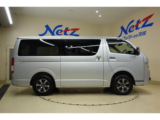 ハイエースバン ロングスーパーＧＬ　ダブルエアコン　助手席エアバッグ　ＬＥＤヘッド　運転席エアバッグ　ドラレコ　イモビライザー　オートエアコン　フルセグテレビ　フルタイム４ＷＤ　メモリナビ　パワーステアリング　スマ－トキー　ＥＴＣ車載器（6枚目）