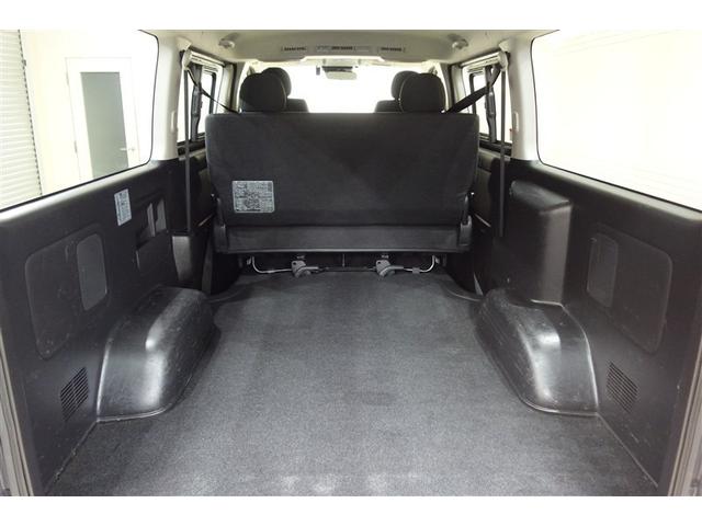 ハイエースバン ロングスーパーＧＬ　ダブルエアコン　助手席エアバッグ　ＬＥＤヘッド　運転席エアバッグ　ドラレコ　イモビライザー　オートエアコン　フルセグテレビ　フルタイム４ＷＤ　メモリナビ　パワーステアリング　スマ－トキー　ＥＴＣ車載器（26枚目）
