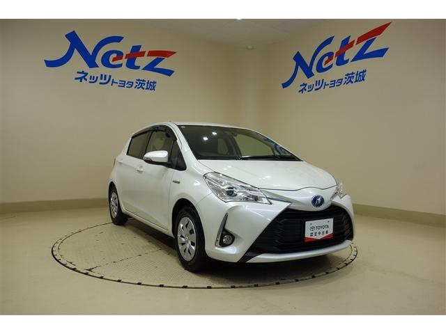 ヴィッツ ハイブリッドＦ　横滑り防止機能　盗難防止装置　ＬＥＤヘッドランプ　エコモード　フルセグＴＶ　ＥＴＣ車載器　ドライブレコーダー　スマートキー　キーレス　記録簿　パワーステアリング　ミュージックプレイヤー接続可　エアコン（5枚目）