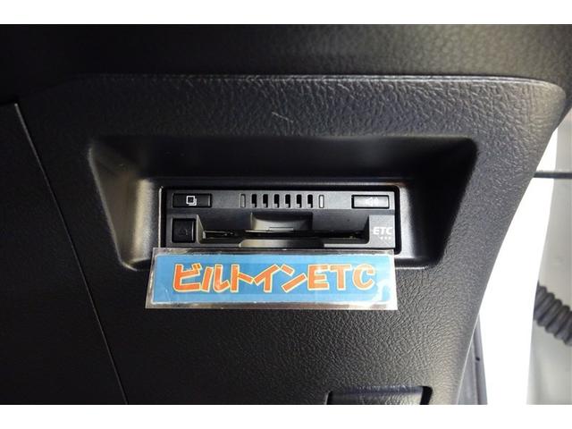 ヴィッツ ハイブリッドＦ　横滑り防止機能　盗難防止装置　ＬＥＤヘッドランプ　エコモード　フルセグＴＶ　ＥＴＣ車載器　ドライブレコーダー　スマートキー　キーレス　記録簿　パワーステアリング　ミュージックプレイヤー接続可　エアコン（16枚目）