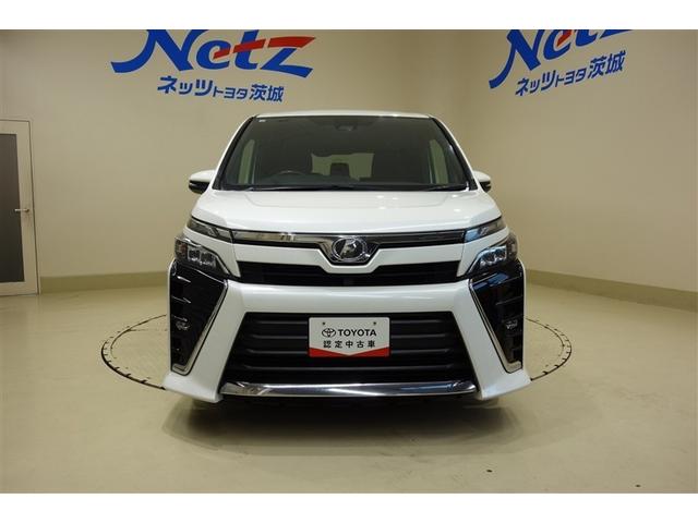 ヴォクシー ZS 両電動スライドドア 地デジ 盗難防止システム オートエアコン ダブルエアバッグ DVD再生可 ETC LEDヘッドライト キーレスエントリー メモリーナビ オートクルーズ ナビTV AUX 3列シート(4枚目)