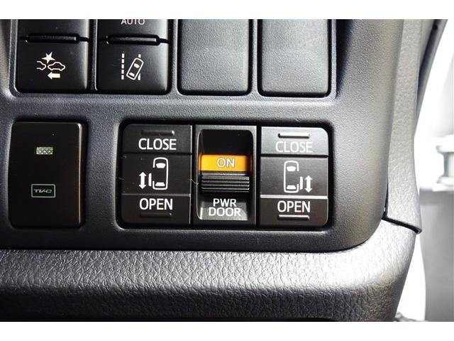 ヴォクシー ZS 両電動スライドドア 地デジ 盗難防止システム オートエアコン ダブルエアバッグ DVD再生可 ETC LEDヘッドライト キーレスエントリー メモリーナビ オートクルーズ ナビTV AUX 3列シート(23枚目)