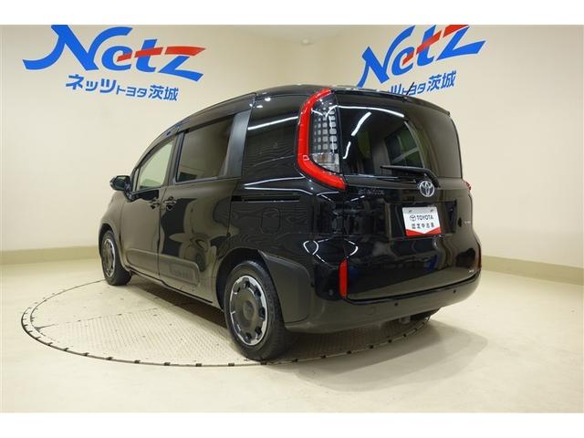 シエンタ ハイブリッドZ TSS ワンオーナ エアバック キーレスエントリー ナビTV イモビライザー 整備記録簿 バックモニター LEDヘッドライト ETC車載器 横滑り防止 スマートキー オートエアコン サイドエアバッグ(8枚目)