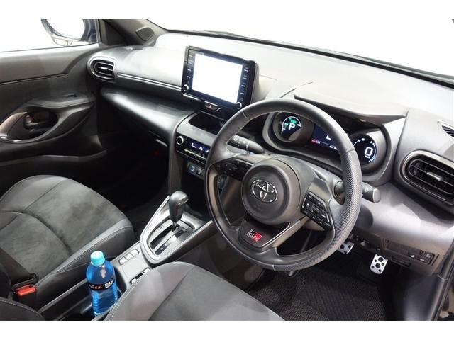 ヤリスクロス ハイブリッド GRスポーツ ワンオーナー車 衝突軽減 オートクルーズコントロール LEDヘッド Bカメラ キーレス スマートキー アイドリングストップ イモビライザー オートエアコン 横滑り防止装置 記録簿 ETC(24枚目)