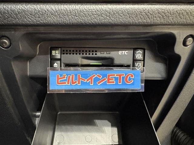 ノア Ｘ　スマートエディション　ナビ＆ＴＶ　リアクーラー　キーレス　パワーウインドウ　１オーナー　スマートキー　３列シート　ＥＴＣ　パワーステアリング　盗難防止システム　オートエアコン　ミュージックプレイヤー接続可　ＤＶＤ再生（18枚目）