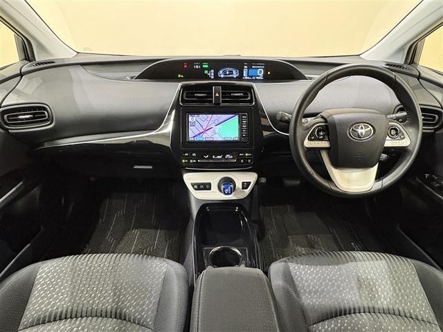 プリウス Ｓセーフティプラス　衝突回避システム　１セグ　Ｂモニター　ドラレコ付き　ＬＥＤライト　クルコン　ＥＴＣ装備　スマートＫＥＹ　ナビＴＶ　イモビライザー　横滑り防止機能　ＰＷ　カーテンエアバッグ　キーレスエントリー　アルミ（12枚目）