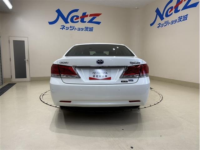 クラウンハイブリッド ロイヤルサルーン 点検記録簿 フルセグテレビ Bカメラ DVD再生機能 盗難防止システム スマキー オートクルーズコントロール 電動パワーシート ESC ETC付き アイスト アルミホイール カーテンエアバッグ PW(9枚目)