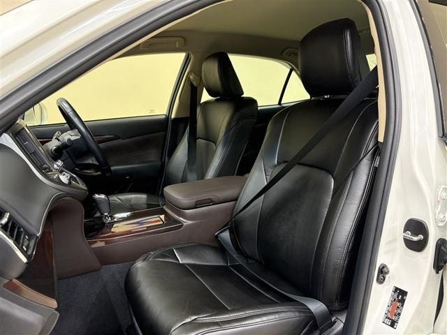 クラウンハイブリッド ロイヤルサルーン 点検記録簿 フルセグテレビ Bカメラ DVD再生機能 盗難防止システム スマキー オートクルーズコントロール 電動パワーシート ESC ETC付き アイスト アルミホイール カーテンエアバッグ PW(26枚目)