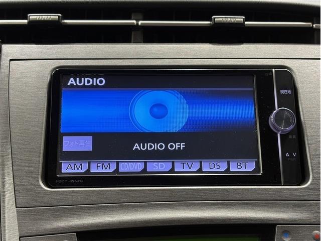 プリウス Ｇ　Ａストップ　１オーナー車　Ｒカメラ　スマ－トキ－　ＡＵＸ　パワーステアリング　エアバック　ナビ＆ＴＶ　電動パワーシート　サイドエアバック　ＡＡＣ　整備記録簿　クルコン　ＥＴＣ付　イモビライザー　ＡＷ（14枚目）