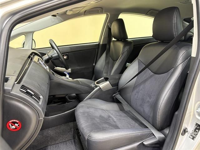 プリウス Ｇ　Ａストップ　１オーナー車　Ｒカメラ　スマ－トキ－　ＡＵＸ　パワーステアリング　エアバック　ナビ＆ＴＶ　電動パワーシート　サイドエアバック　ＡＡＣ　整備記録簿　クルコン　ＥＴＣ付　イモビライザー　ＡＷ（25枚目）