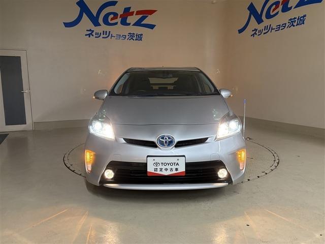 プリウス Ｇ　Ａストップ　１オーナー車　Ｒカメラ　スマ－トキ－　ＡＵＸ　パワーステアリング　エアバック　ナビ＆ＴＶ　電動パワーシート　サイドエアバック　ＡＡＣ　整備記録簿　クルコン　ＥＴＣ付　イモビライザー　ＡＷ（32枚目）