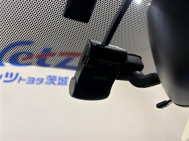 ���̂₠����^�]�Ȃǖ�����̃g���u���̂Ƃ��ɂ����ɗ��h���C�u���R�[�_�[�𑕔����Ă��܂��B