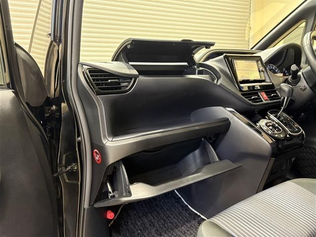 ヴォクシー ZS 煌II スマートキー・プッシュスタート バックガイドモニター セキュリティアラーム 両側パワスラドア 1オーナー 地デジテレビ 記録簿付き VSC LEDライト 助手席エアバック キーレスエントリー AC(22枚目)