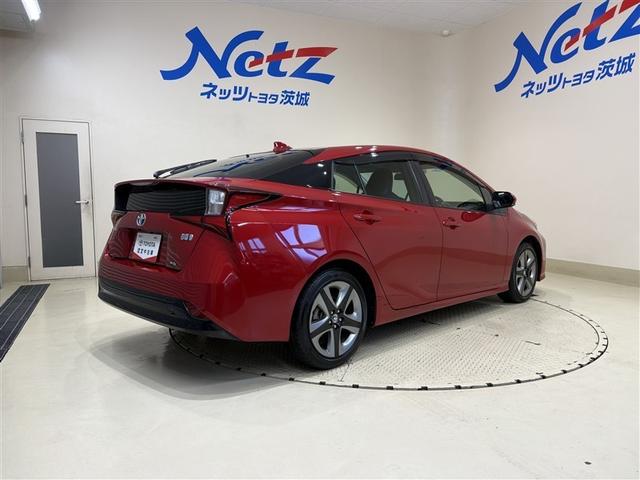 プリウス Ｓツーリングセレクション　エアバック　地デジ　１オーナー車　Ｂモニ　アイスト　ＡＣ１００Ｖ　定期点検記録簿　ＬＥＤヘッド　イモビ　オートクルーズ　横滑り防止　サイドエアバック　ＤＶＤ再生可　ＥＴＣ　スマートキー　メモリ－ナビ（7枚目）