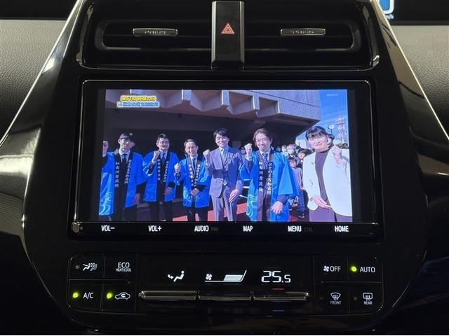 プリウス Ｓツーリングセレクション　エアバック　地デジ　１オーナー車　Ｂモニ　アイスト　ＡＣ１００Ｖ　定期点検記録簿　ＬＥＤヘッド　イモビ　オートクルーズ　横滑り防止　サイドエアバック　ＤＶＤ再生可　ＥＴＣ　スマートキー　メモリ－ナビ（14枚目）